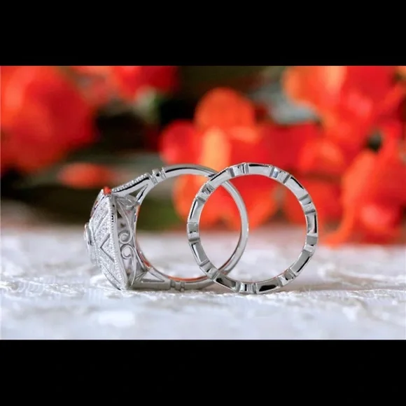 Beautiful two-ring set - Picture 5 of 6